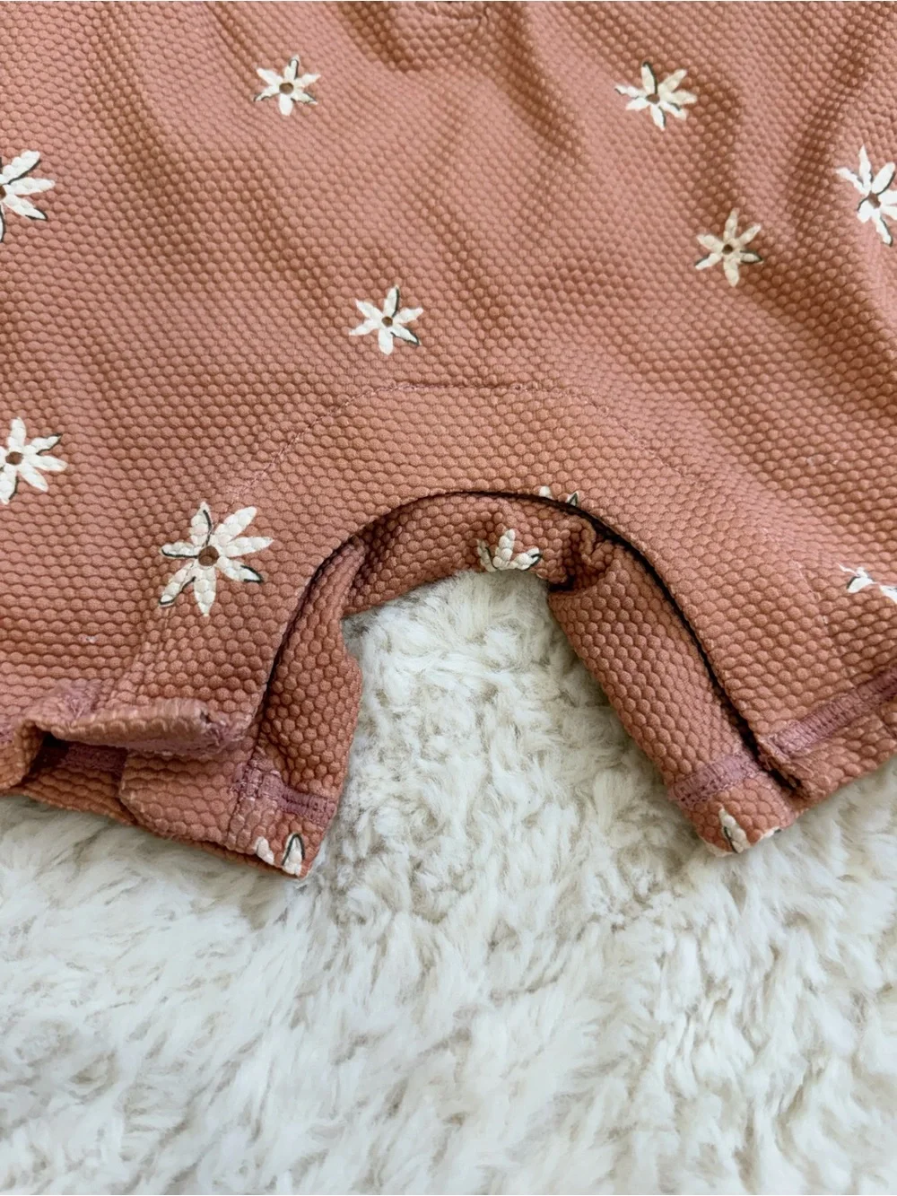 Short-Sleeve Kids Swim Bodysuit in Dusty Rose Daisy